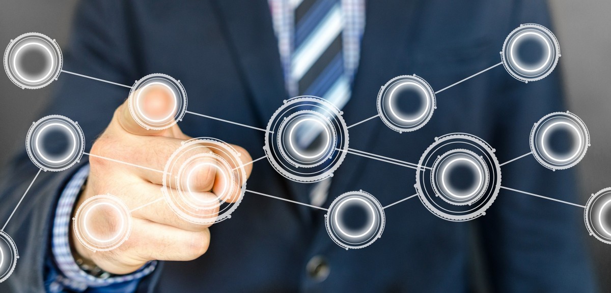 根據了解，VTTI是世界上最大的獨立儲能基礎設施提供商之一，得到了領先的能源和基礎設施公司Vitol、IFM Investors和ADNOC(阿布扎比國家石油公司)的支持。